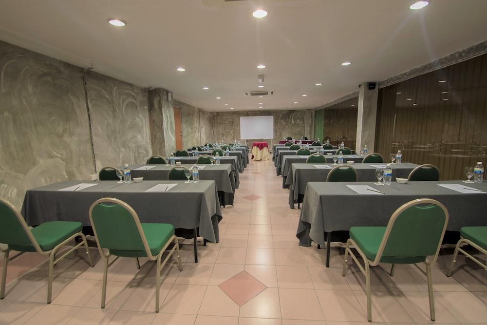 Grand Sentosa Hotel Johor Bahru Zewnętrze zdjęcie